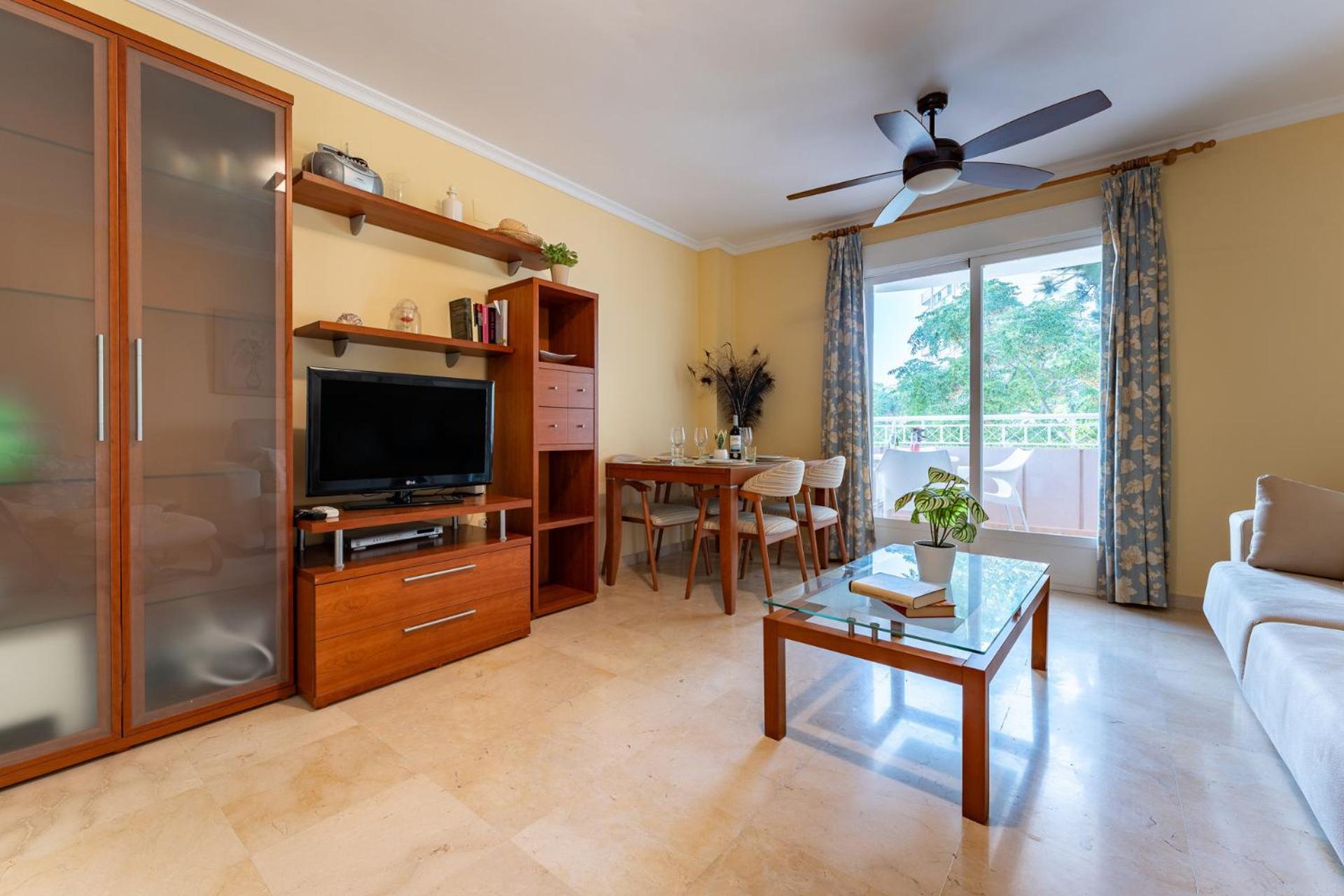Malagasuite Costa Sol Oasis Torremolinos Luaran gambar