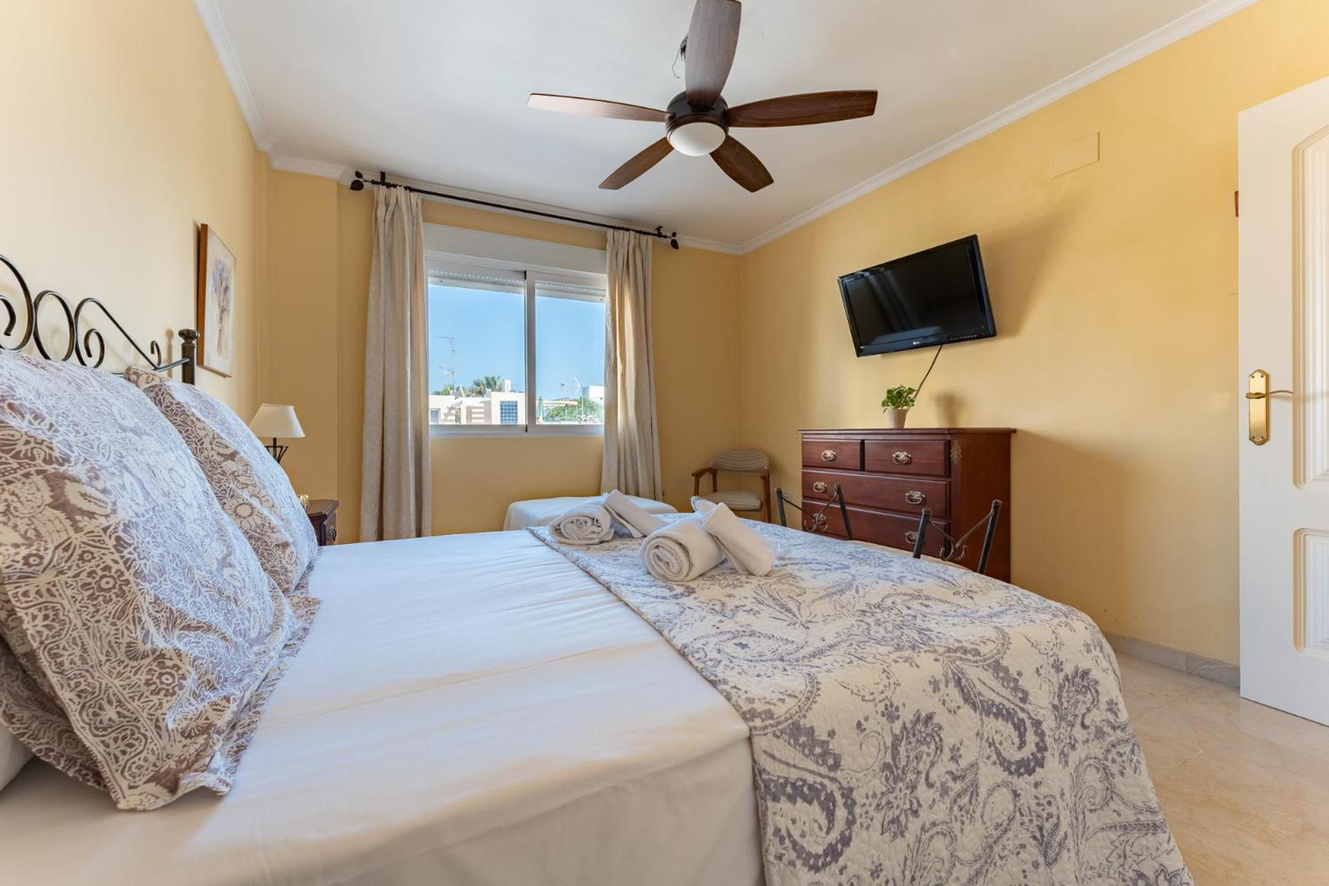Malagasuite Costa Sol Oasis Torremolinos Luaran gambar